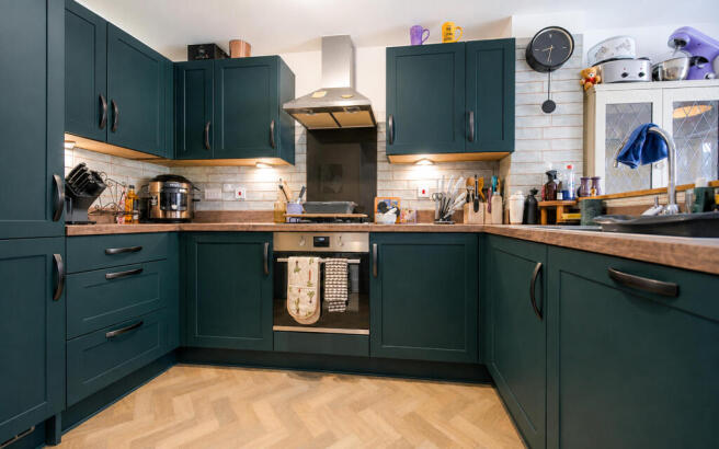 Kitchen 27a.jpg