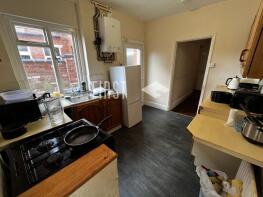 41, Howard Road, Leicester LE2 1XN