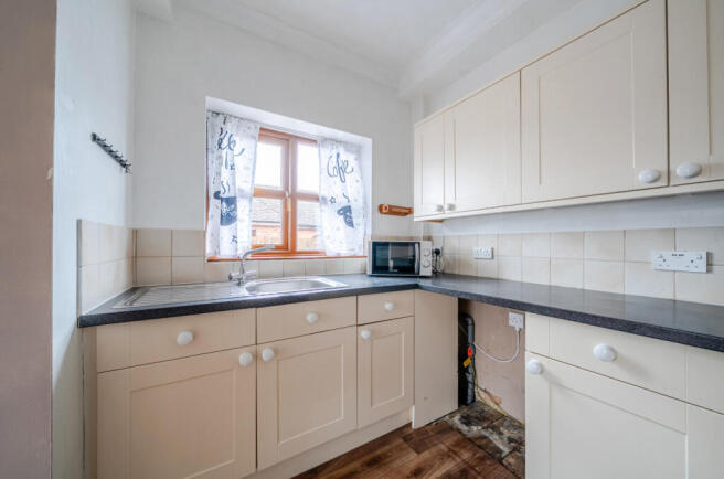 1407794-6-6981c84...