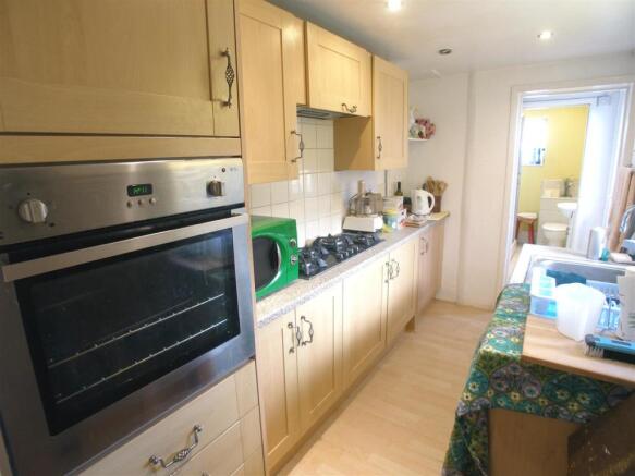 Fitted Kitchen