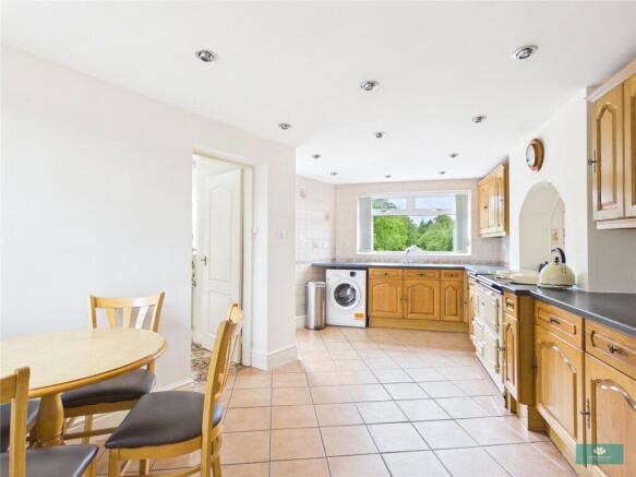 2 bed Bungalow for sale Image 12