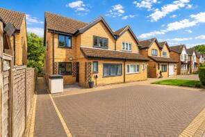 4, Farriday Close, St. Albans AL3 6LG