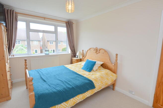 Bed 2 a