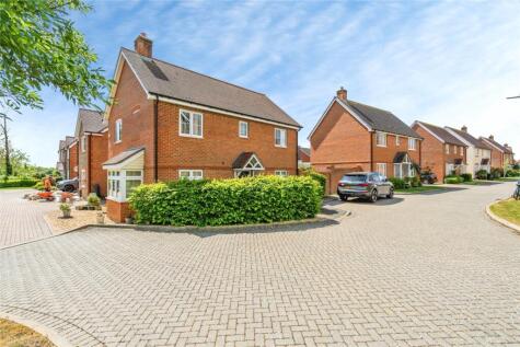 Vespasian Close, Westhampnett, Chichester, West Sussex, PO18