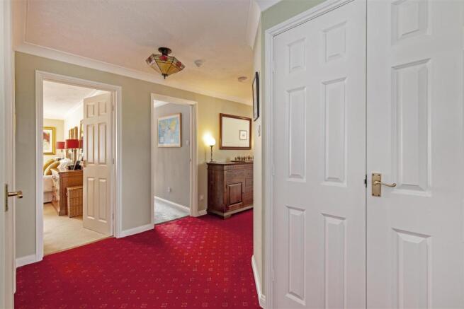 Entrance Hall-1.jpg