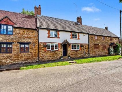 The Porch, Manor Road, Staverton, NN11 6JD