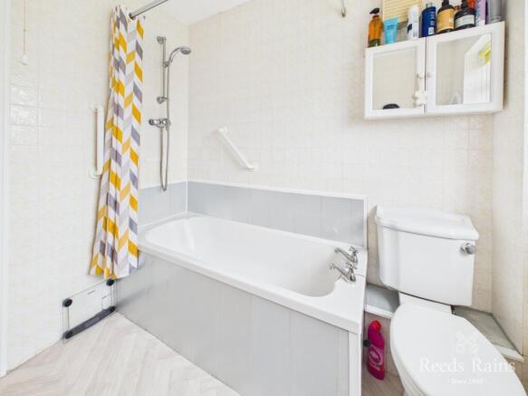 4 bed Detached for sale Image 12