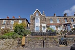 9, Roseland Terrace, St Thomas, Swansea SA1 8BJ
