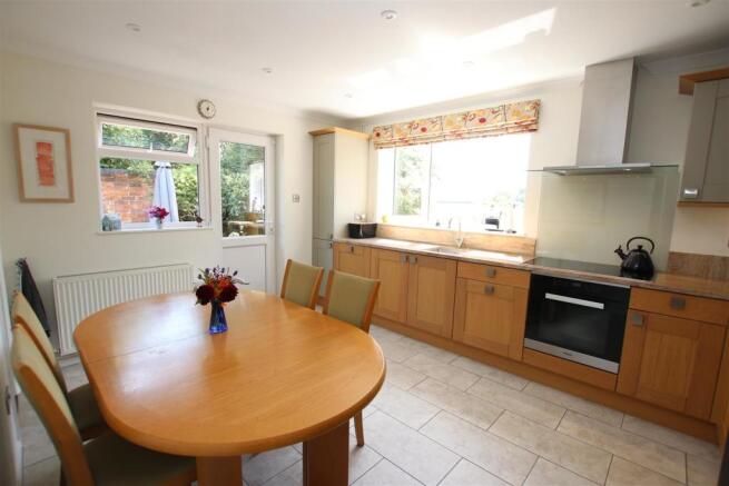 Kitchen/Breakfast Room