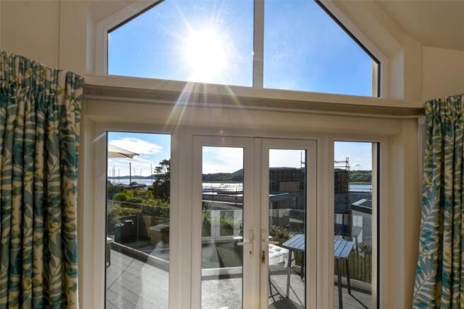 Living Rm To Terrace