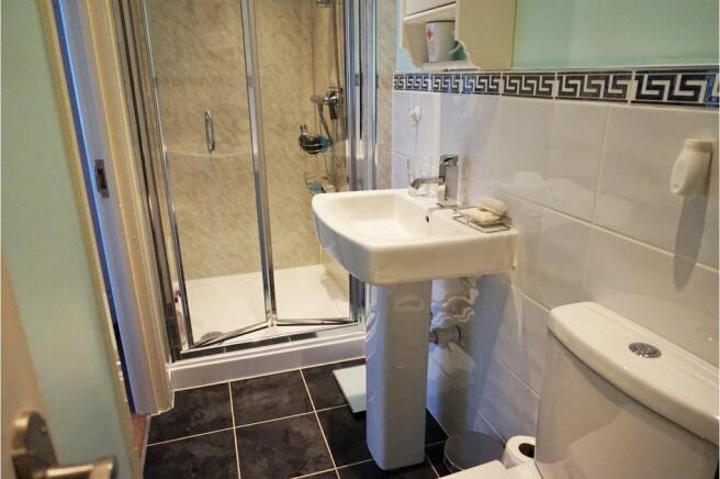 Master En-suite
