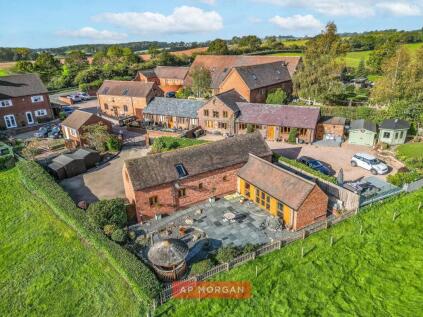 Tack Farm Barns, Tardebigge, Hewell Lane, Redditch, B97