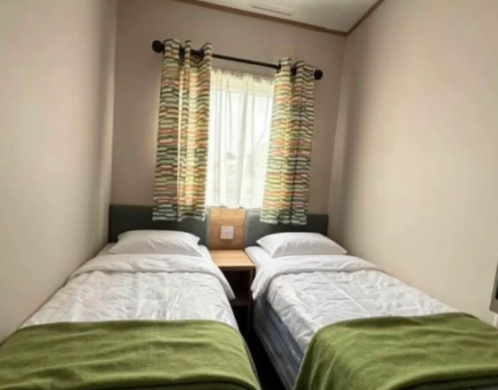 2 bed Park Home for sale Image 7