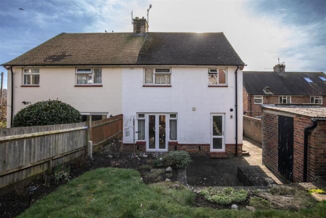 9 Hereward Way-9.jpg