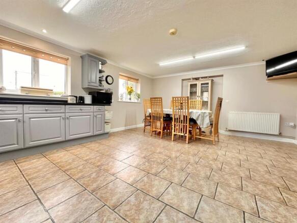 Kitchen Diner