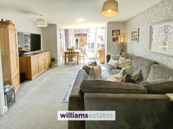 Llys Walsh, Rhyl, LL18 photo 4
