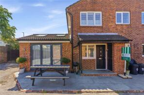 19, St Benets Close, London SW17 7UB