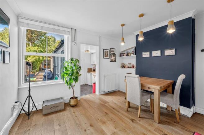 20 Elm Road,19.jpg