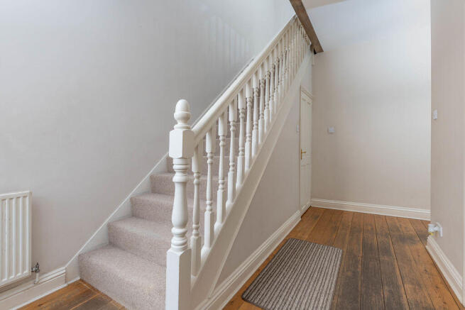 5 bed Barn Conversion for sale Image 8