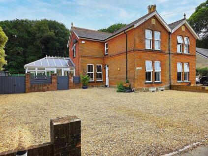 Alverstone Road, Queen Bower, Sandown