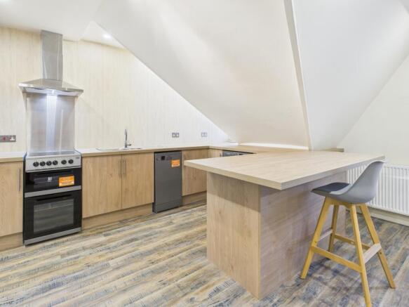 2 bed Flat to rent Image 4