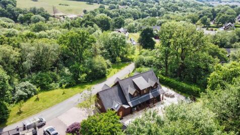 Thistledome, 25 Oakmead Road, Llanharan, CF72 9FB