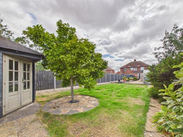 3 bed Semi-Detached for sale Image 4