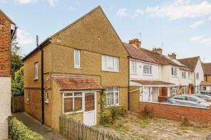 50, Rose Gardens, Ealing W5 4JX