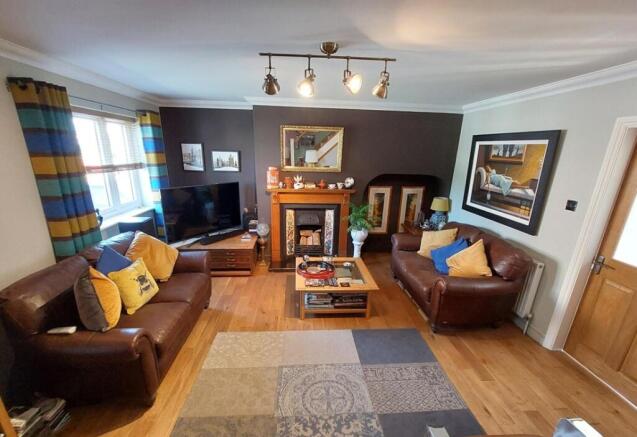 3 bed Link Detached House for sale Image 5