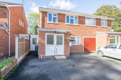 Tenbury Wells, Worcestershire, WR15 8BG
