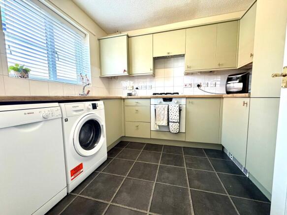Kitchen 4