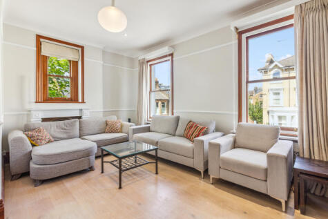 Aspley Road,
Wandsworth, SW18