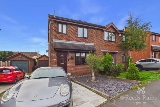 3-bed semi-detached on Hopefield Court, Rothwell, Leeds, West Yorkshire, LS26, £257,500