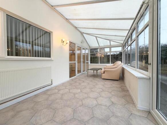 22 Northfield - Conservatory 2.jpeg