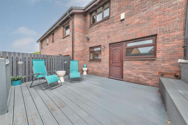 36 Earlston Ave Dundee-14.JPG