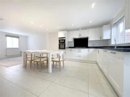 30, Fleming Way, Exeter EX2 4TP