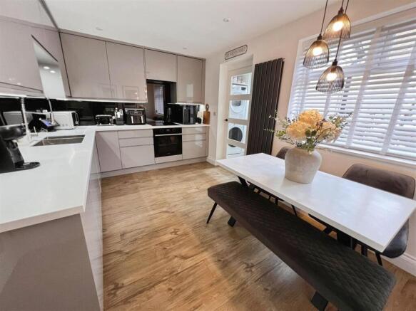Peregrine Road, Broughton Astley, Leicester photo 3