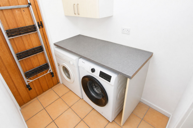 2 bed Cottage for sale Image 11