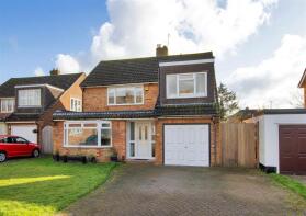 48, Elm Grove, Hildenborough, Tonbridge TN11 9HF