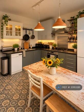 Dine In Kitchen