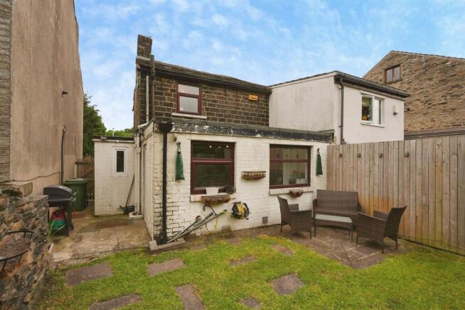 2 bed Terraced for sale Image 11