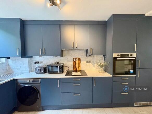 Contemporary Navy Kitchen, Integrated Appliances