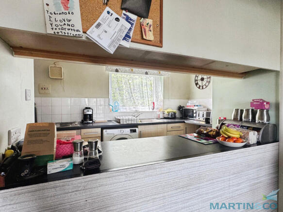 bde63860--4F44-82...