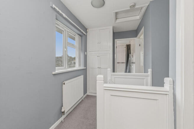 3 bed Semi-Detached for sale Image 11