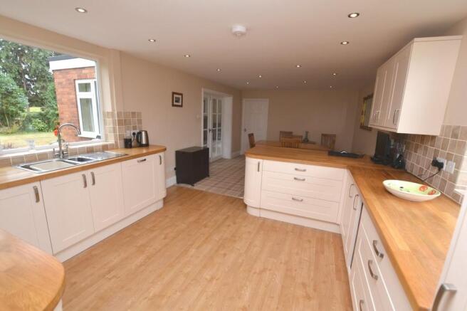 Dining kitchen 