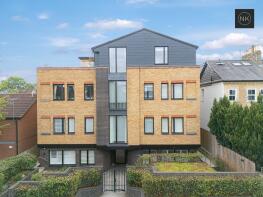 Flat 13, 32, Palmerston Road, Buckhurst Hill IG9 5LW