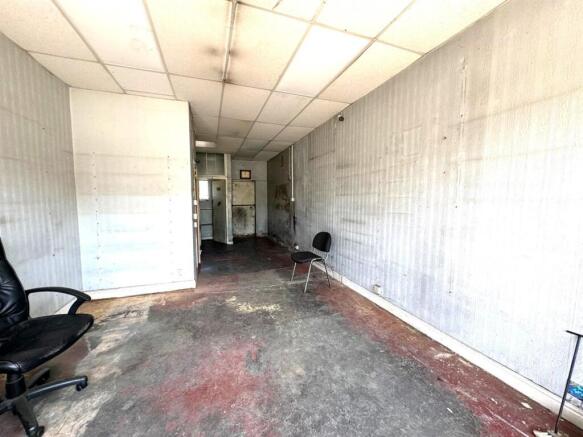 WhatsApp Image 2025-07-08 at 14.20.57 (1).jpeg