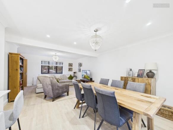 Living/Dining Room