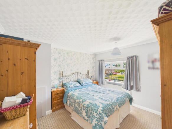 3 bed Semi-Detached for sale Image 4