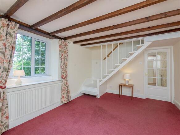 Sitting Room / Sun R